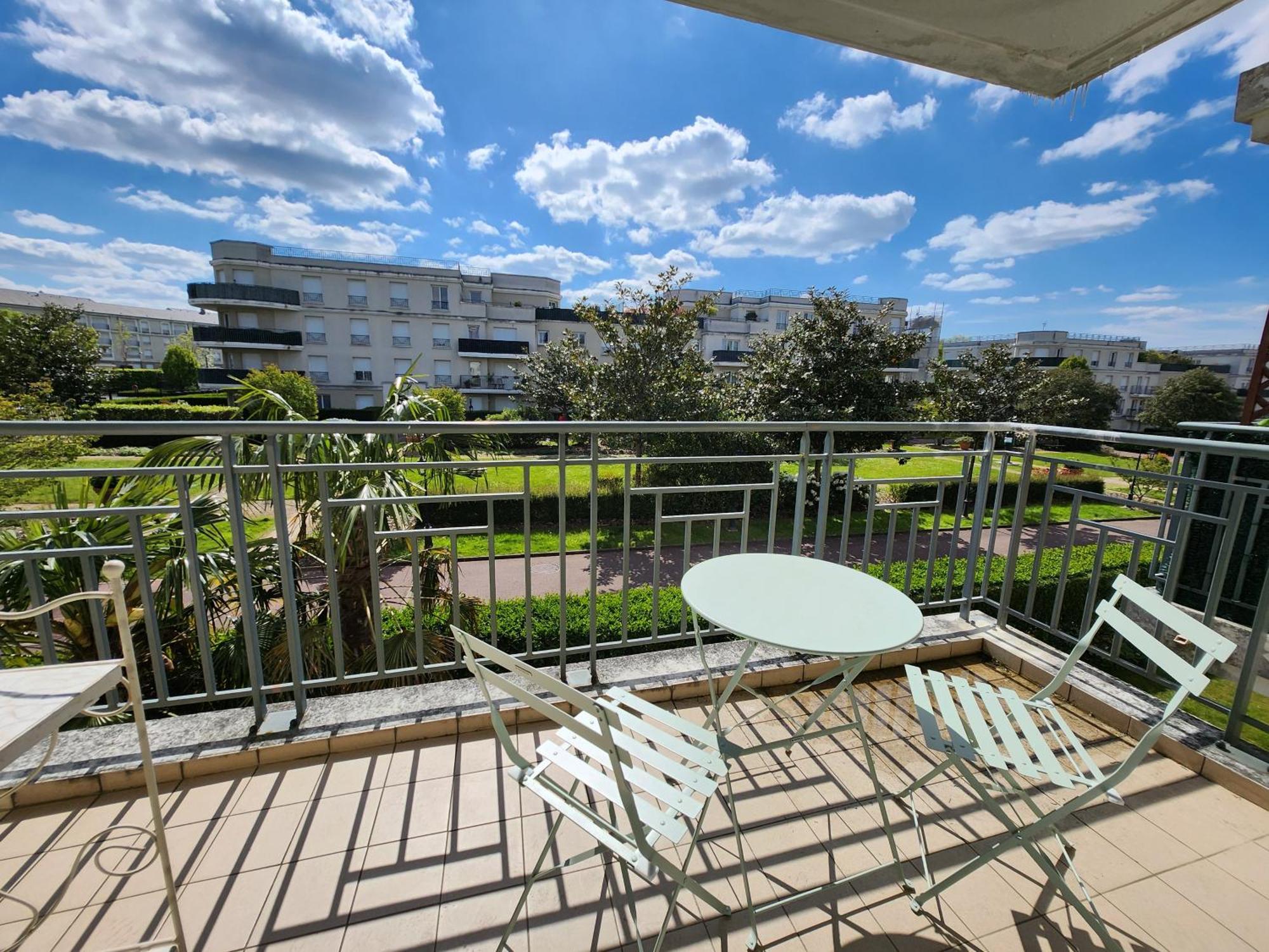 5' Disneyland Cozy Appartment Montevrain Bagian luar foto